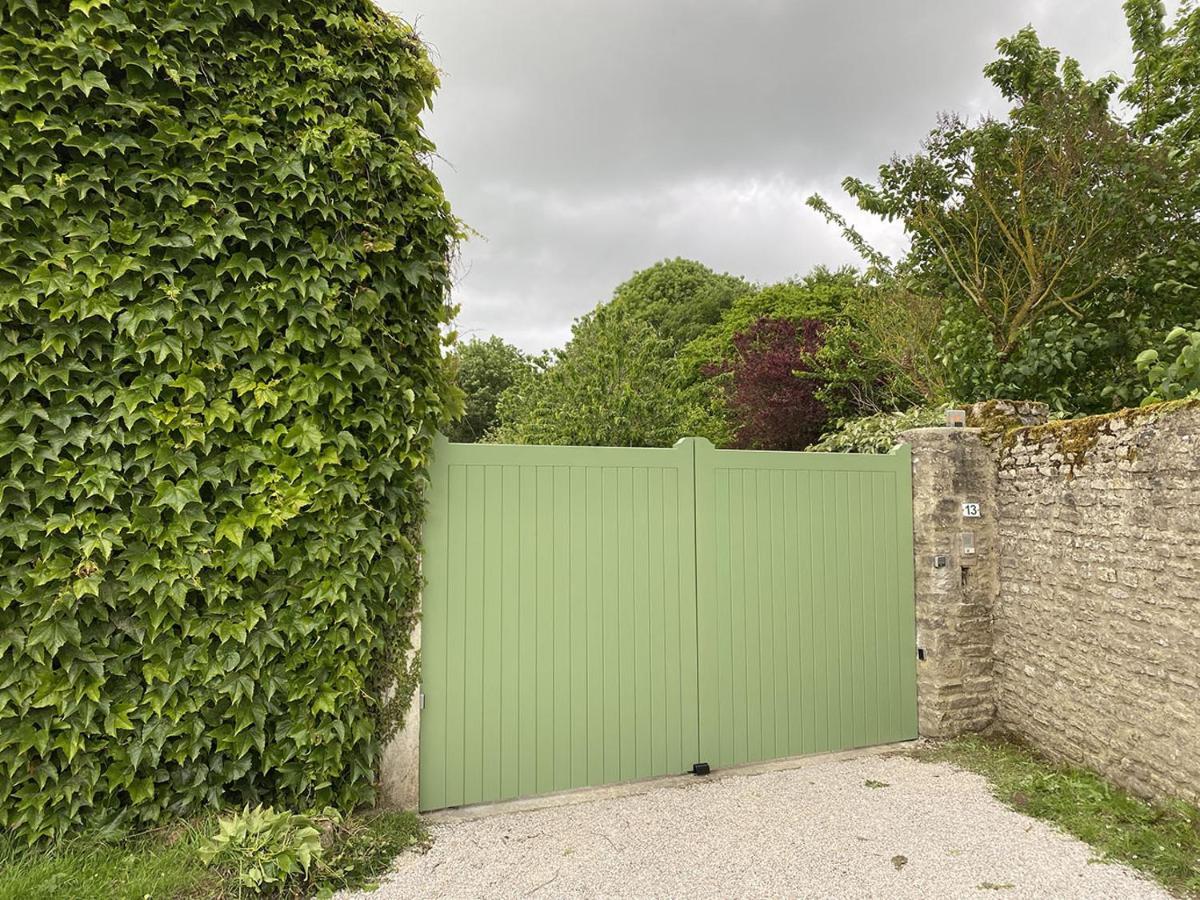 Gîte Détente art&confort au cœur du Bessin Bazenville Esterno foto